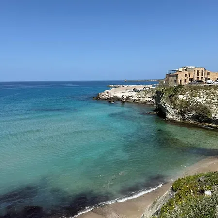 Cala 6 Posti Terrasini